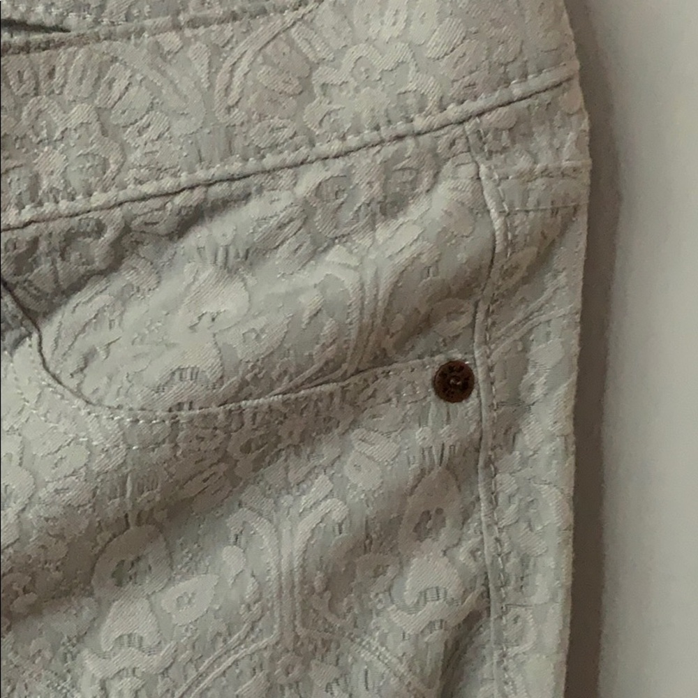 Jeans - Picture 5 of 5